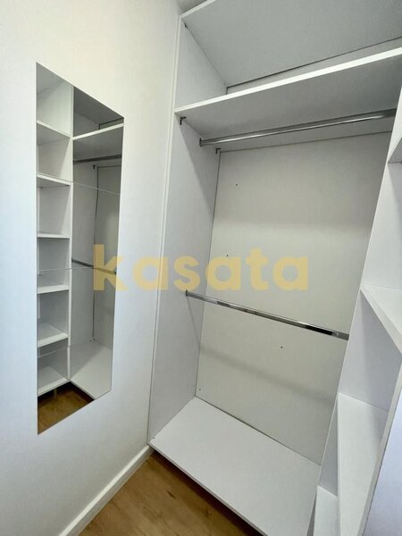 Ilfov Vila NC   Cosmopolis  85 mp  mobilat si utilat  2 bai dresing