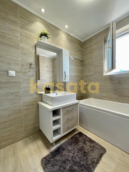 Ilfov Vila NC   Cosmopolis  85 mp  mobilat si utilat  2 bai dresing